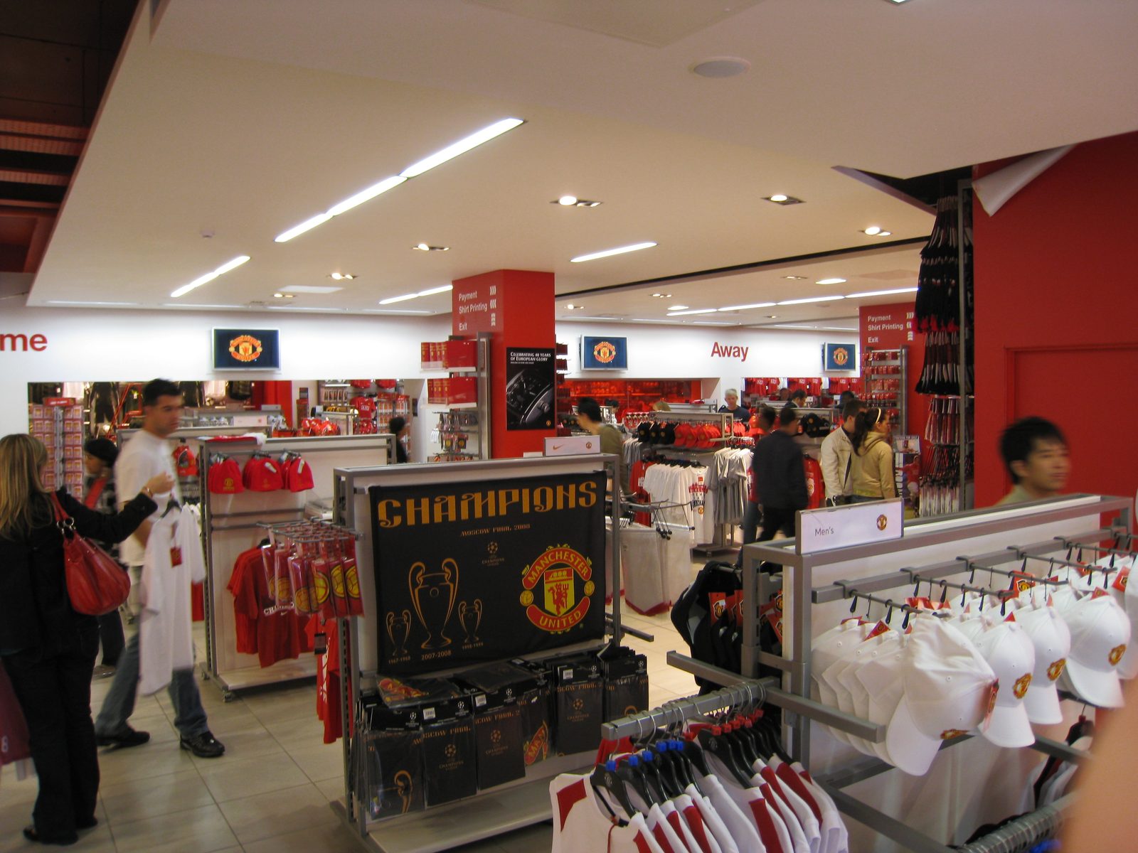 Manchester United maç ve stadyum anları